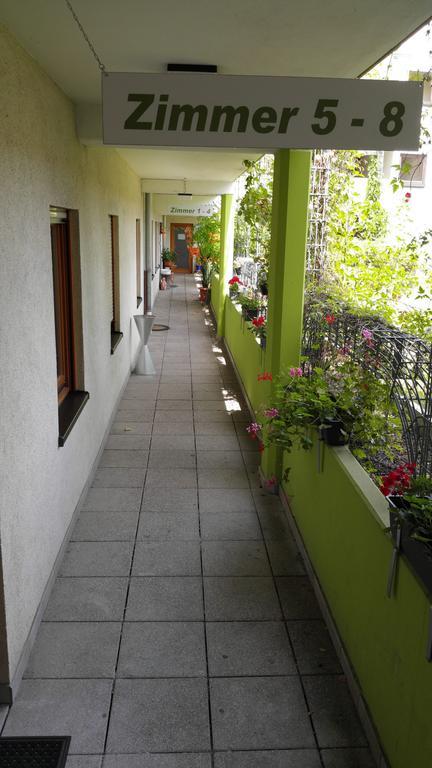 Boardinghouse Sinsheim Zentral Am Burgplatz Pansiyon Dış mekan fotoğraf